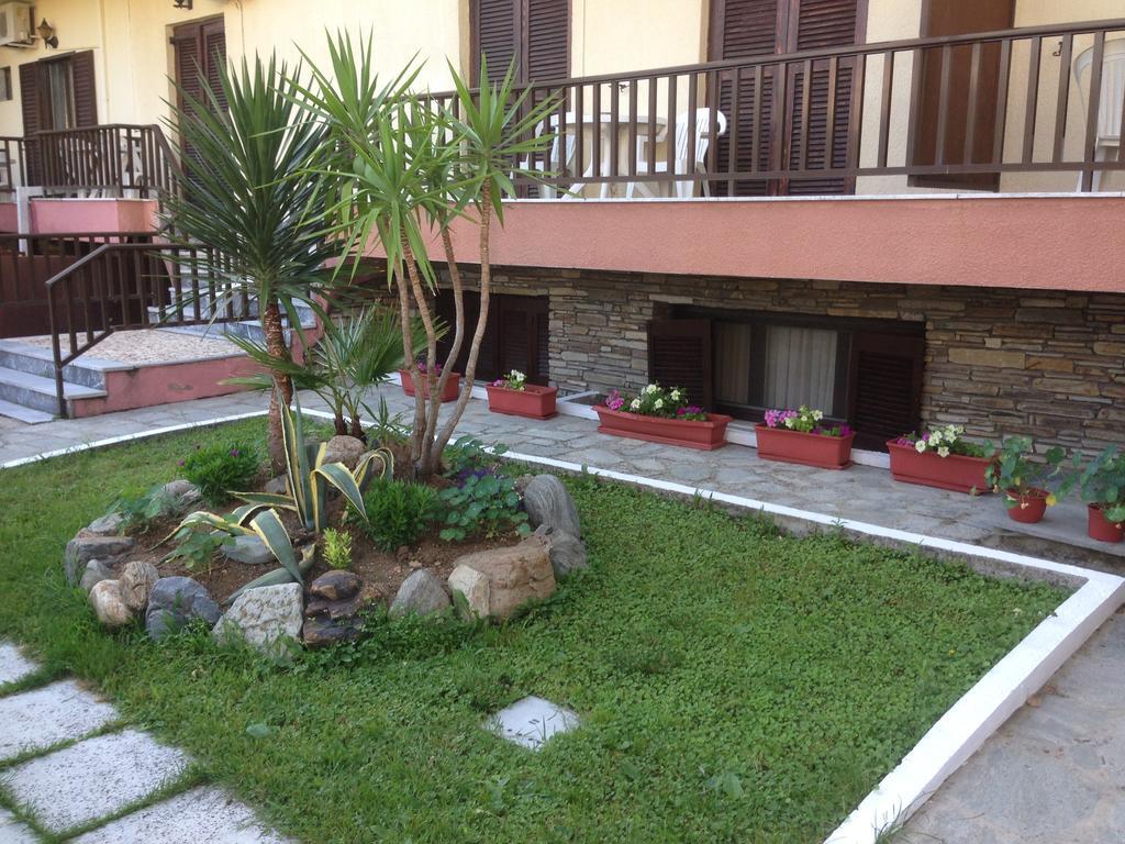Hotel Markos Ierissos Exteriör bild