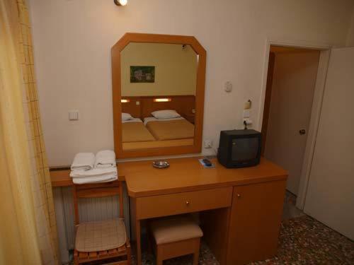 Hotel Markos Ierissos Rum bild